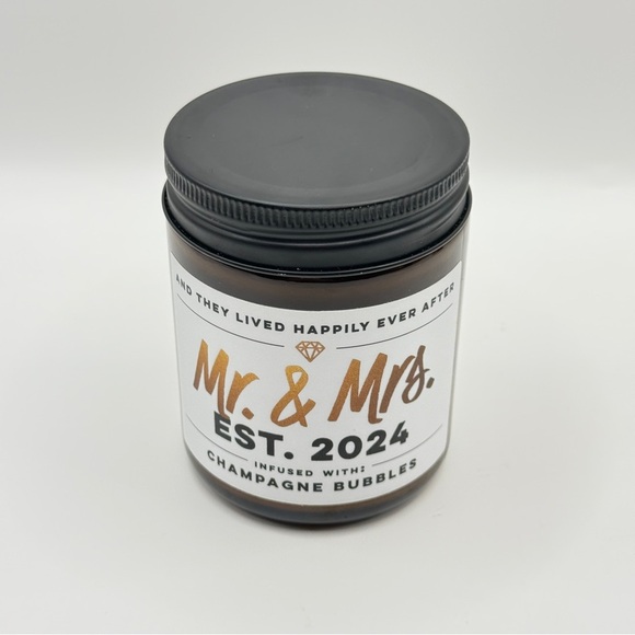 Wax Wit Mr and Mrs Candle Scented Champagne Bubbles Gift - Picture 2 of 5